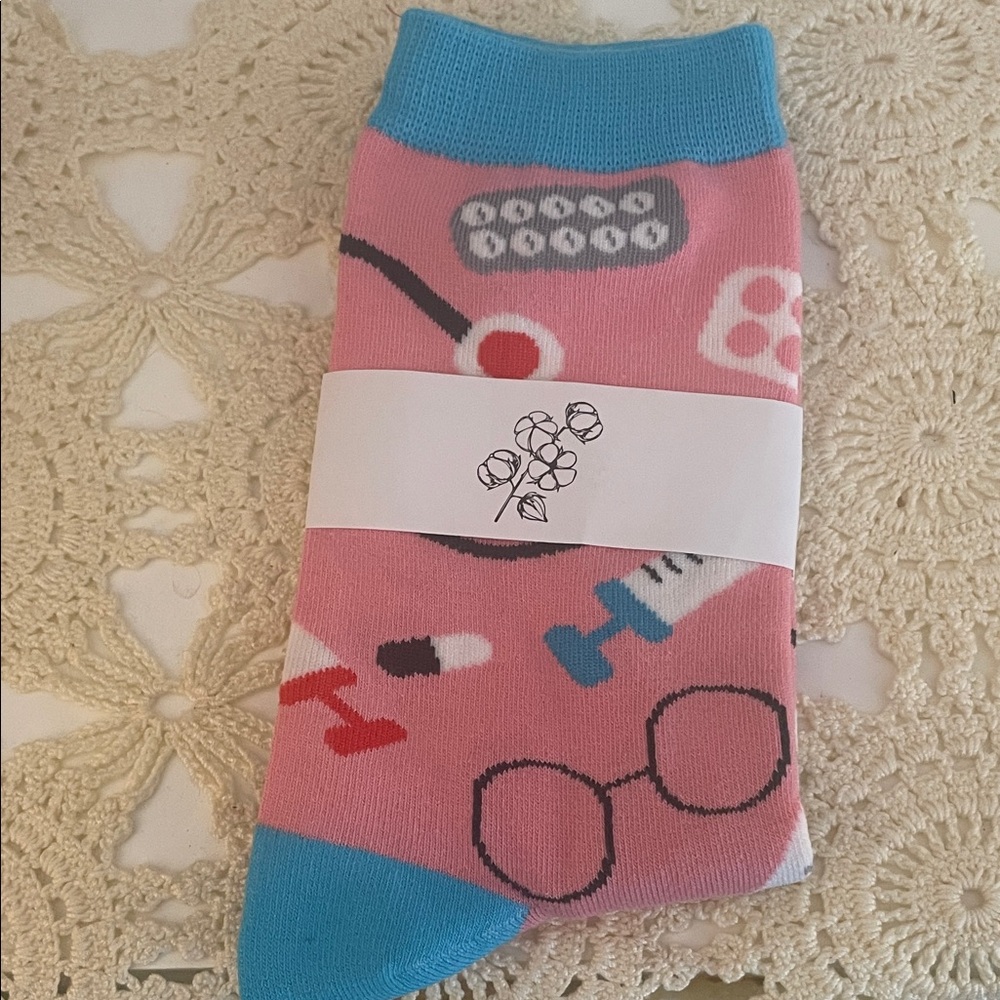 Nurse Colorful Patterned Socks Set - Picture 3 of 8